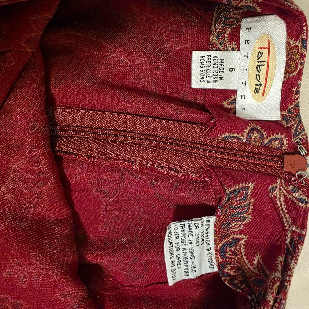 Talbots Vintage Midi Wrap Paisley Red Skirt Petite 90s Equestrian Size 6 Friends
